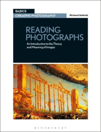 Reading Photographs