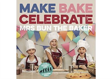 Make Bake Celebrate Mrs Bun the Baker